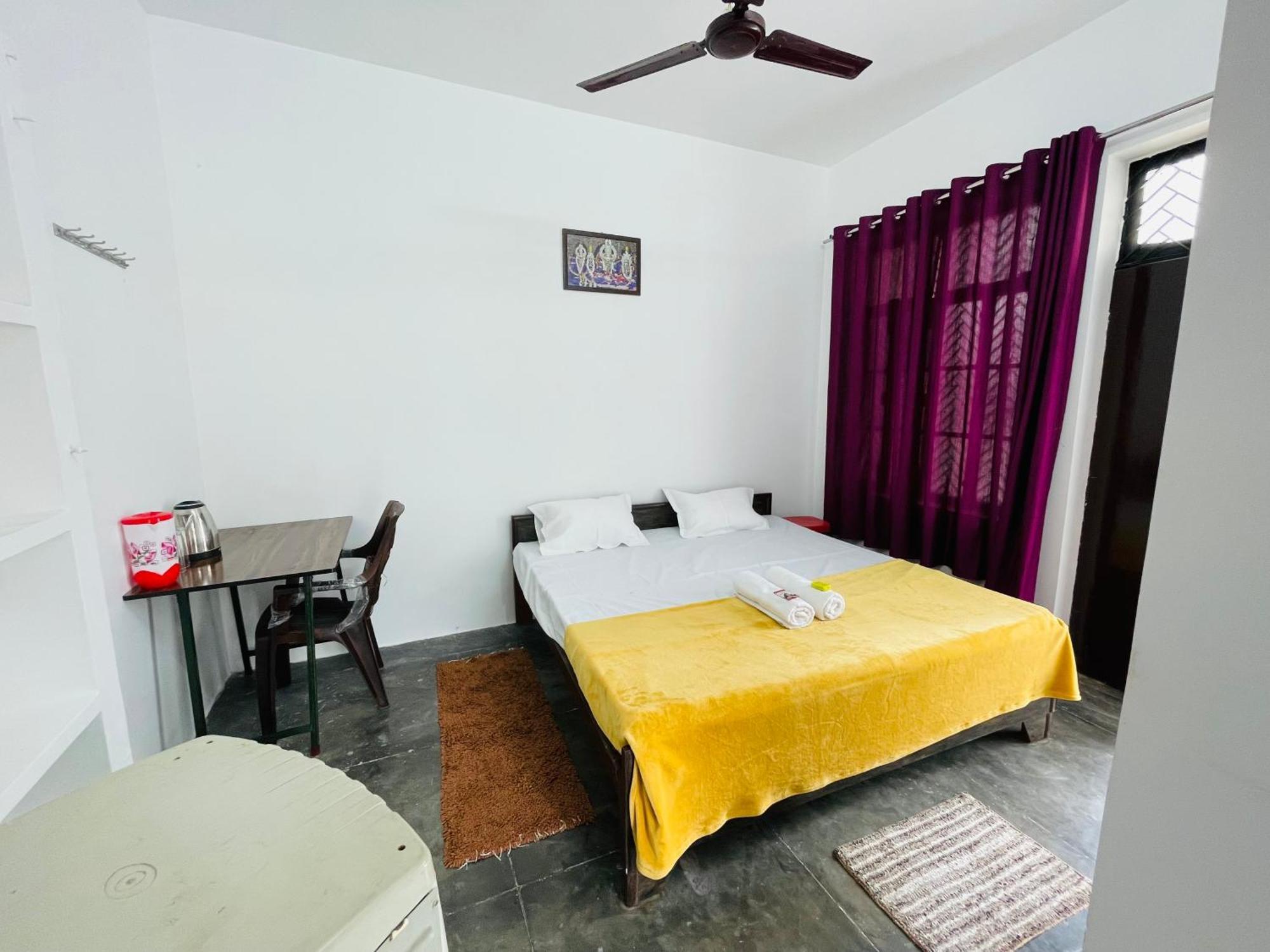 Shree Balaji Homestay Ayodhya Exterior photo