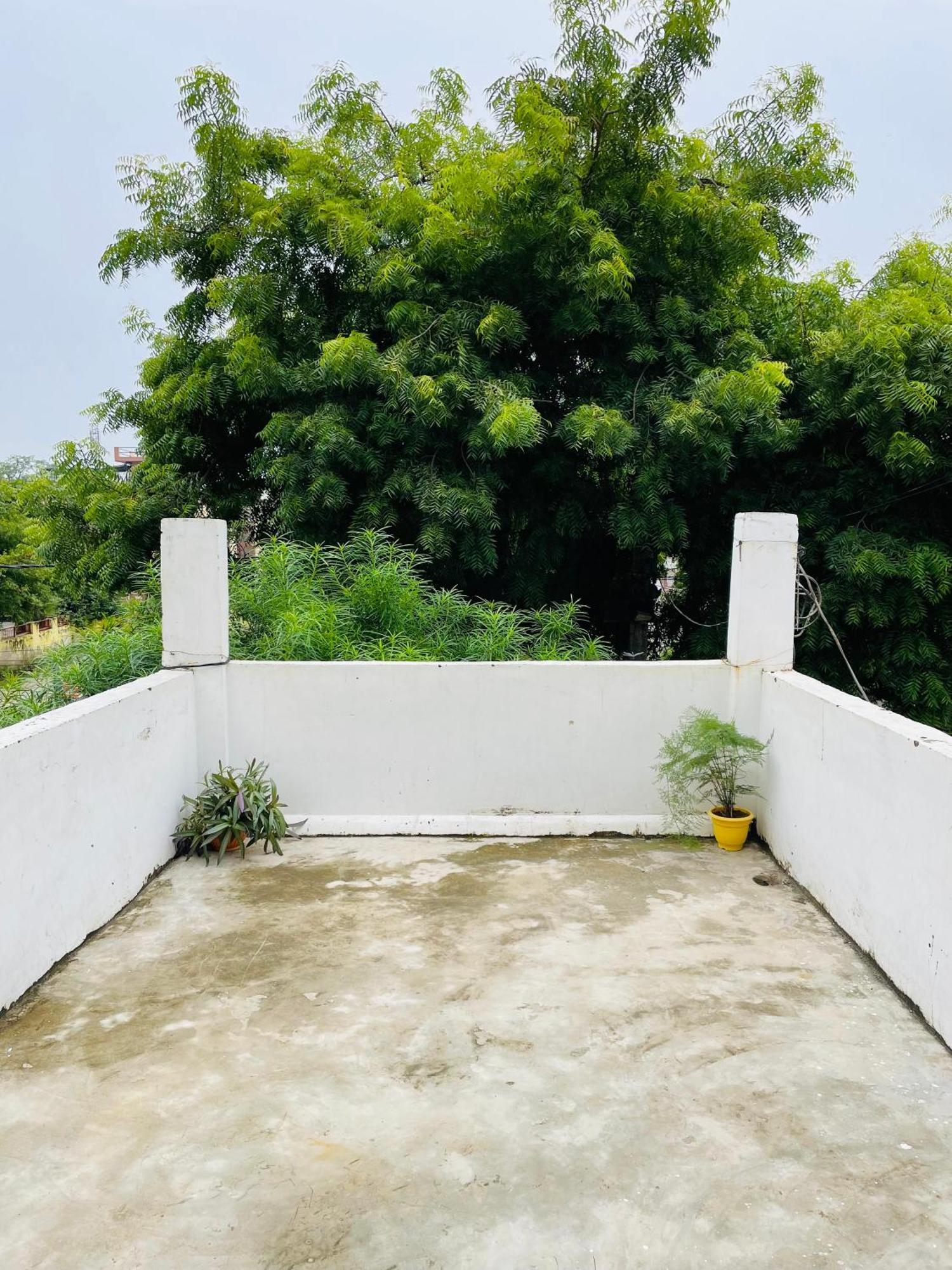 Shree Balaji Homestay Ayodhya Exterior photo